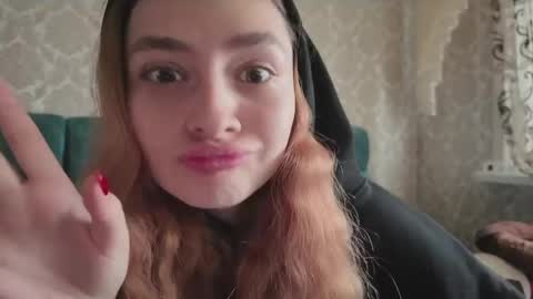 sweetliaison online show from April 2026 06:03:02 AM