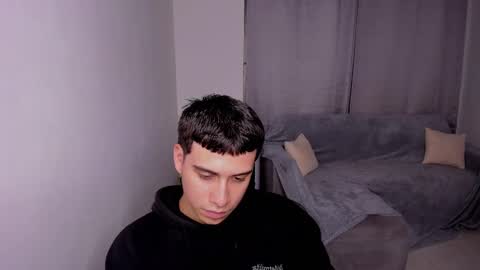 Lian online show from February 2025 05:00:01 AM