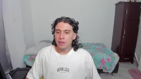 Snapshot of sweetlian_04 chatting on May 2026 12:41:01 AM Lian online show from May 2026 12:41:01 AM