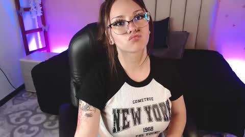 Sweetlu online show from October 2025 07:11:01 PM