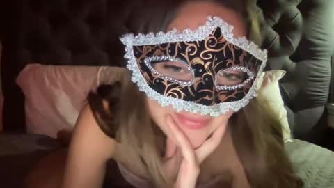 Misty online show from November 2025 04:46:01 AM