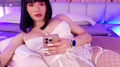 LUNA online show from September 2025 05:05:02 PM