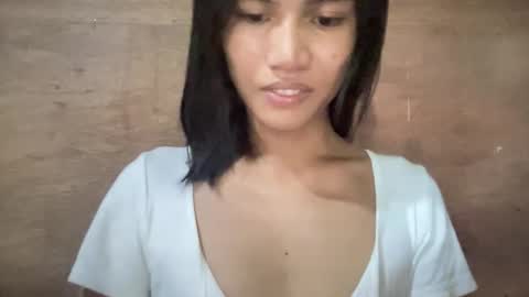 Nia online show from November 2025 06:38:02 AM