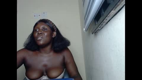 sweetnectarx online show from February 2025 10:21:02 PM