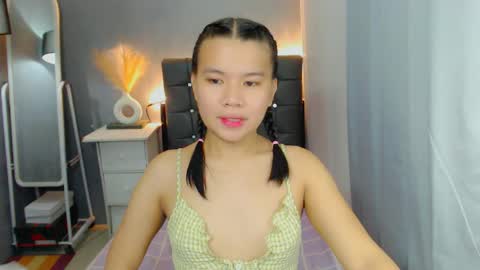 Snapshot of sweetnwildts chatting on May 2026 03:56:02 AM Ghena online show from May 2026 03:56:02 AM