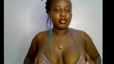 Snapshot of sweetpetitgirl chatting on February 2026 08:13:02 PM LILY BRANDY online show from February 2026 08:13:02 PM