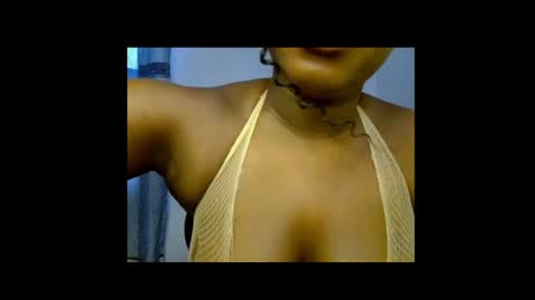 Snapshot of sweetpetitgirl chatting on April 2026 07:36:02 AM LILY BRANDY online show from April 2026 07:36:02 AM