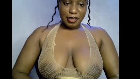 Snapshot of sweetpetitgirl chatting on April 2026 07:51:02 PM LILY BRANDY online show from April 2026 07:51:02 PM