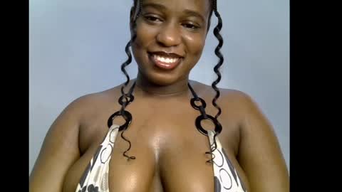 Snapshot of sweetpetitgirl chatting on April 2026 08:15:02 AM LILY BRANDY online show from April 2026 08:15:02 AM