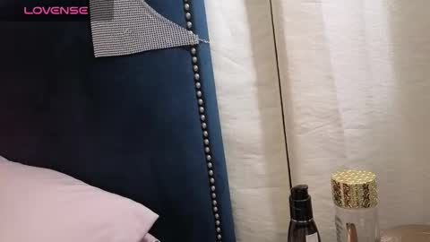 sweetpuddles online show from March 2026 12:18:01 AM