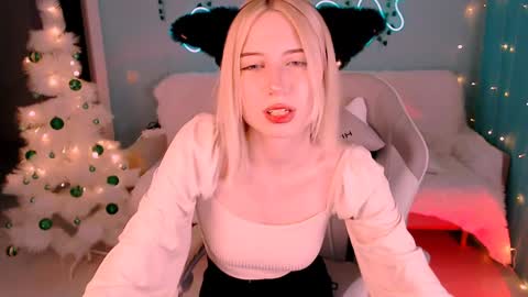 Snapshot of sweetrichal chatting on December 2024 10:26:01 PM sweetrichal online show from December 2024 10:26:01 PM