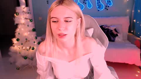 Snapshot of sweetrichal chatting on December 2024 01:11:02 AM sweetrichal online show from December 2024 01:11:02 AM