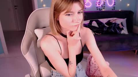 Snapshot of sweetrichal chatting on October 2025 09:17:02 PM sweetrichal online show from October 2025 09:17:02 PM