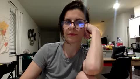 Snapshot of sweetriddance chatting on March 2026 06:19:01 AM sweetriddance online show from March 2026 06:19:01 AM