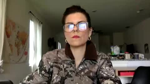 Snapshot of sweetriddance chatting on April 2026 07:41:01 PM sweetriddance online show from April 2026 07:41:01 PM