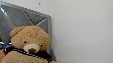 Snapshot of sweetsalome_01 chatting on November 2025 12:05:02 PM sweetsalome_01 online show from November 2025 12:05:02 PM