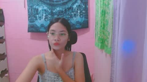 Snapshot of sweetsexygirl20 chatting on July 2026 05:31:02 AM Mia online show from July 2026 05:31:02 AM