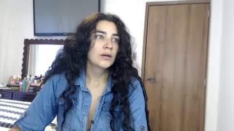 Dianis online show from July 2026 11:17:02 AM