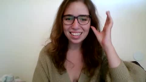 Snapshot of sweetsocalgirl chatting on February 2025 10:53:01 PM sweetsocalgirl online show from February 2025 10:53:01 PM