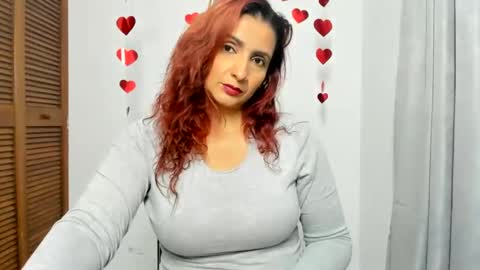 Snapshot of sweetsofia5 chatting on December 2024 04:44:02 AM Sofia online show from December 2024 04:44:02 AM