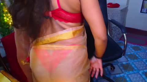 SweetSour online show from December 2025 01:10:02 AM