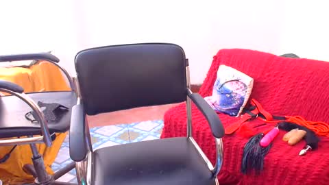 SweetSour online show from May 2026 04:30:02 AM