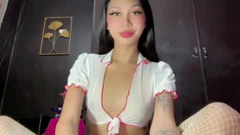 Snapshot of sweetstares chatting on May 2026 03:26:01 AM yanny online show from May 2026 03:26:01 AM