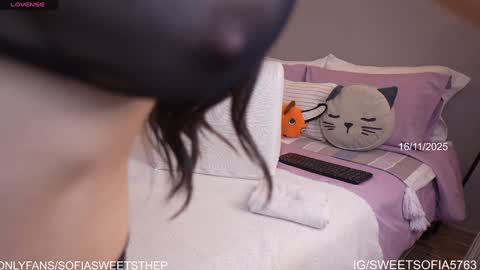 Sofia  online show from November 2025 03:45:02 AM