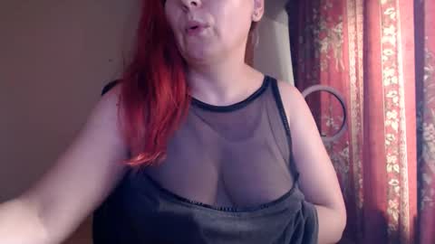 Snapshot of sweettanne chatting on June 2026 07:13:01 AM SweettAnne online show from June 2026 07:13:01 AM