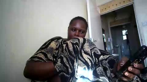 PEACHES online show from May 2026 01:17:02 PM