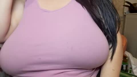 Snapshot of sweettm chatting on February 2025 04:40:01 PM Maya online show from February 2025 04:40:01 PM