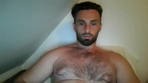 Snapshot of sweettom69 chatting on June 2026 11:46:02 PM Tom online show from June 2026 11:46:02 PM