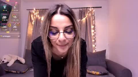 sweetviperr_ online show from February 2026 08:23:01 PM