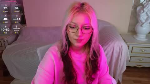 Snapshot of sweety_candys chatting on November 2025 11:23:02 AM Hot Candy online show from November 2025 11:23:02 AM