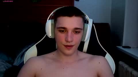 Snapshot of sweetyangeel chatting on May 2026 05:42:04 PM Alex online show from May 2026 05:42:04 PM