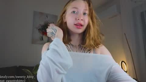 Jenny  give it a sub online show from November 2025 03:27:01 PM