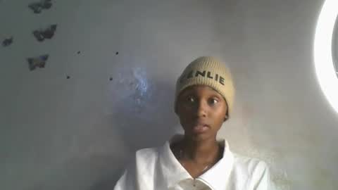 Snapshot of sweetypussy01 chatting on October 2025 06:08:01 PM sweetypussy01 online show from October 2025 06:08:01 PM