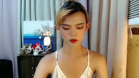 Snapshot of sweetytrannygirlxx chatting on December 2024 03:48:02 AM Megan online show from December 2024 03:48:02 AM