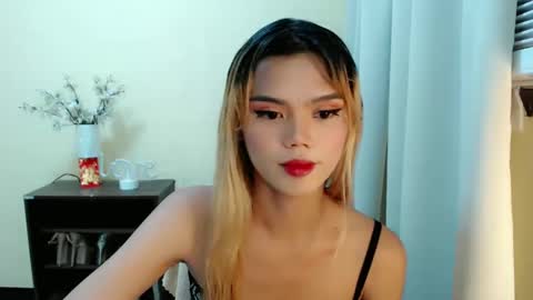 Snapshot of sweetytrannygirlxx chatting on January 2025 05:12:02 AM Megan online show from January 2025 05:12:02 AM