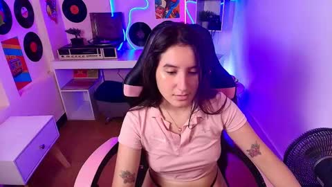 Snapshot of sweetyy_lollipop chatting on March 2025 05:57:02 PM Catalina online show from March 2025 05:57:02 PM