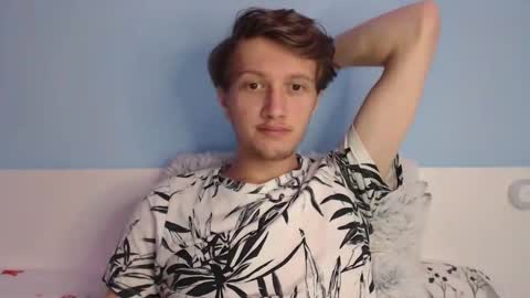 Snapshot of swetieecharmm chatting on February 2026 05:19:01 PM Cat online show from February 2026 05:19:01 PM