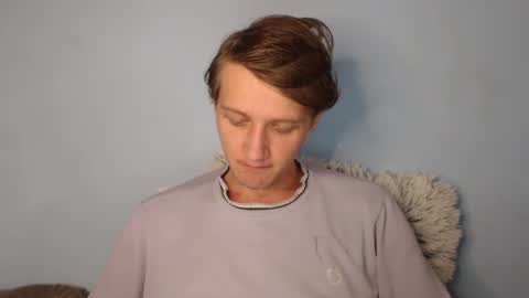 Snapshot of swetieecharmm chatting on February 2026 11:09:01 AM Cat online show from February 2026 11:09:01 AM