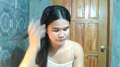 Snapshot of swettie_rhea chatting on July 2026 08:27:02 PM Rhea online show from July 2026 08:27:02 PM