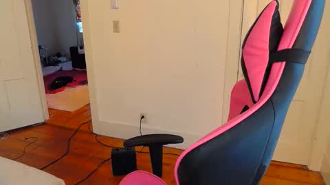 ashley blayde online show from April 2026 10:33:02 PM