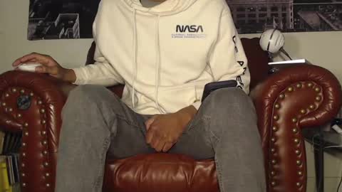 Snapshot of swolebbc chatting on February 2025 04:31:01 AM The DickGod online show from February 2025 04:31:01 AM