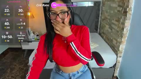 Snapshot of sylvana_rey chatting on October 2025 01:00:01 PM S Y L V A N A online show from October 2025 01:00:01 PM