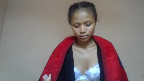 Snapshot of sylvaniah01 chatting on July 2026 05:45:01 AM sylvaniah01 online show from July 2026 05:45:01 AM