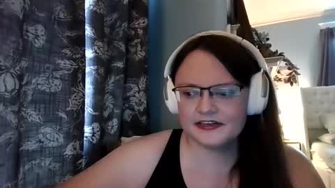sylviexxxfun online show from June 2026 10:10:01 PM