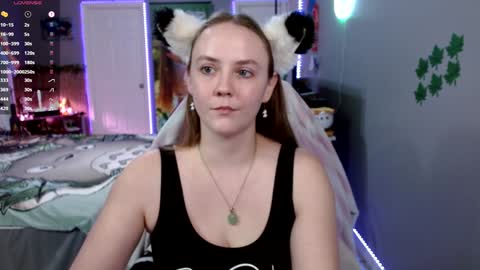 Snapshot of syndica chatting on September 2025 12:54:02 AM Jennah online show from September 2025 12:54:02 AM