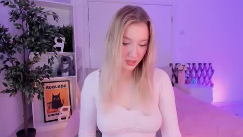 Ellie online show from February 2026 07:12:01 AM